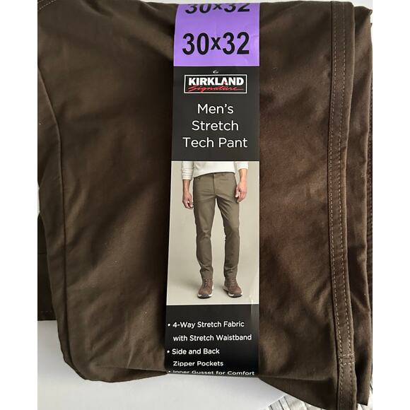 Kirkland Signature Men's Tech Pants - NWT - 30x32 UPF 50 & Water Resistant 30x32 - Picture 4 of 4